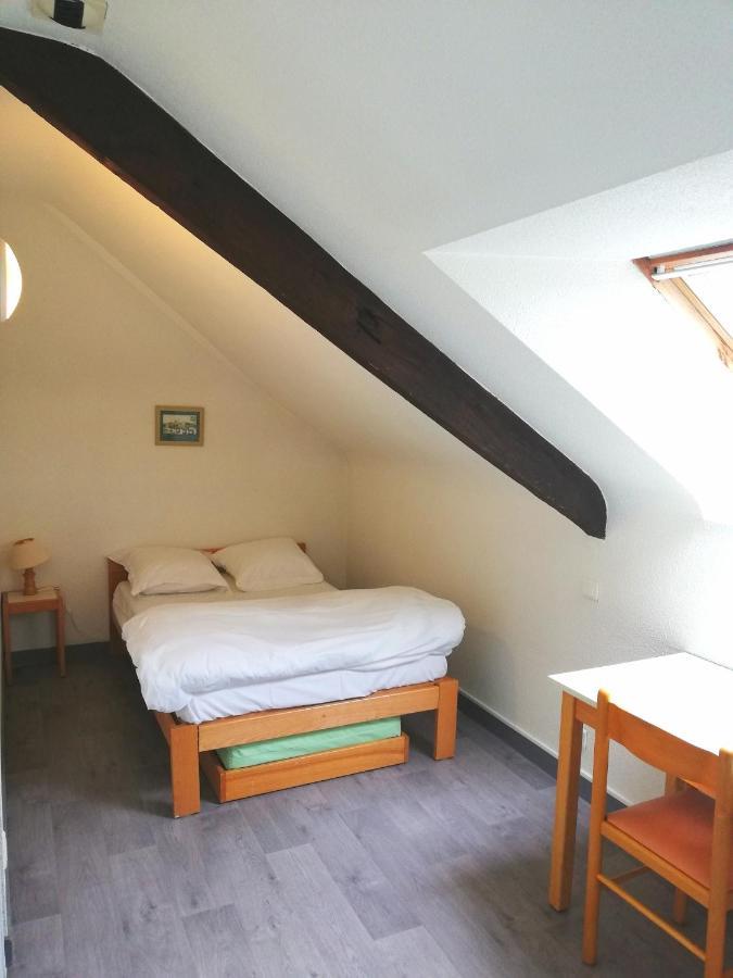 Auberge De Jeunesse Hi Pontivy Exteriör bild