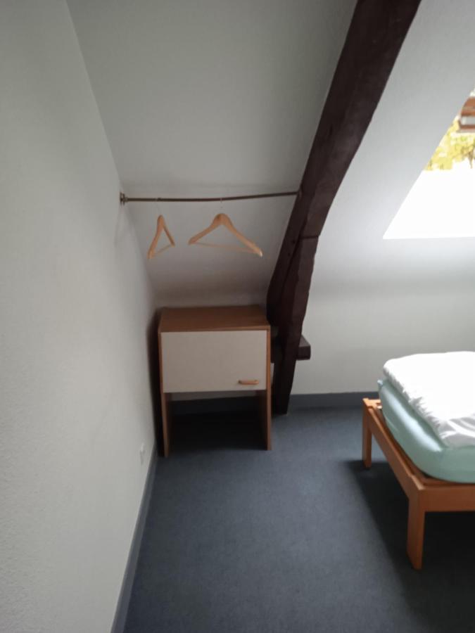 Auberge De Jeunesse Hi Pontivy Exteriör bild